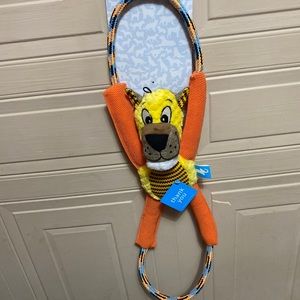 Animal Planet. Plush  Rope Toy Lion With Squeaker.